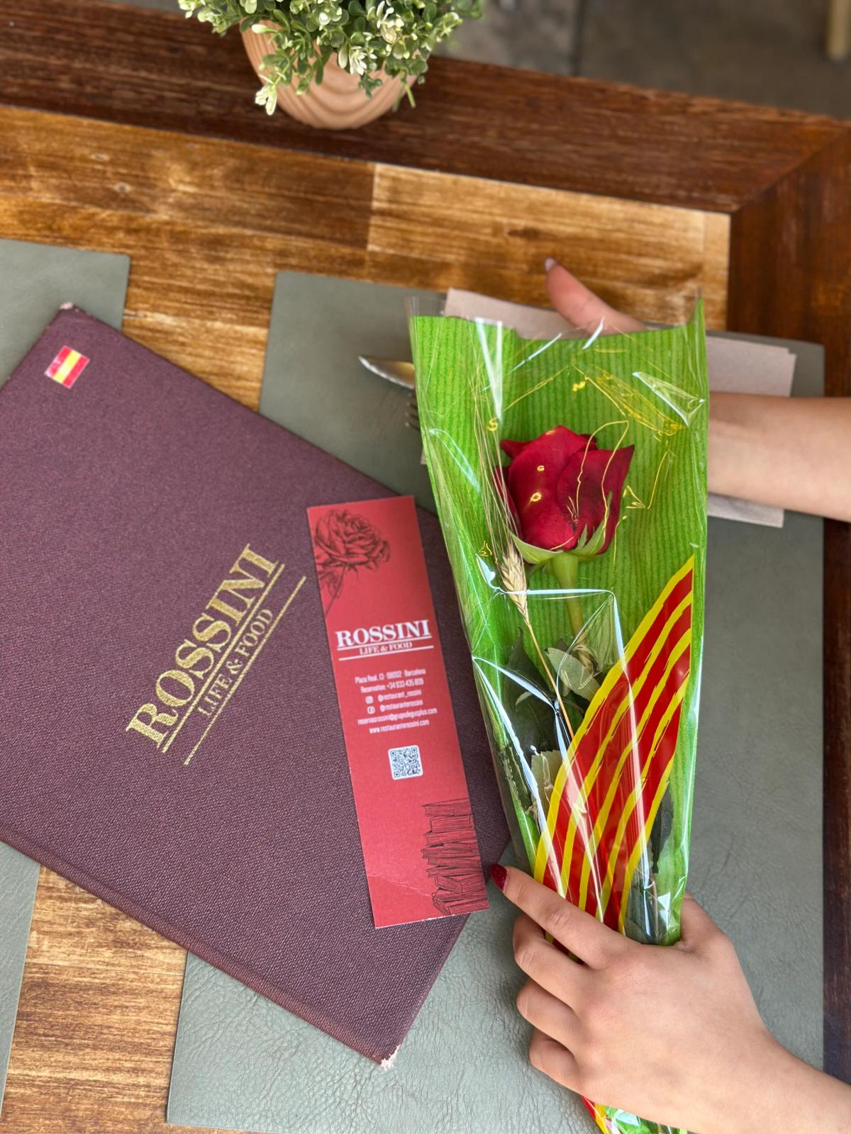 Cena Sant Jordi en Barcelona | Rossini Plaça Reial